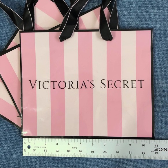 🧁LAST CHANCE Victoria’s Secret Pink Stripped Bags - Picture 3 of 6